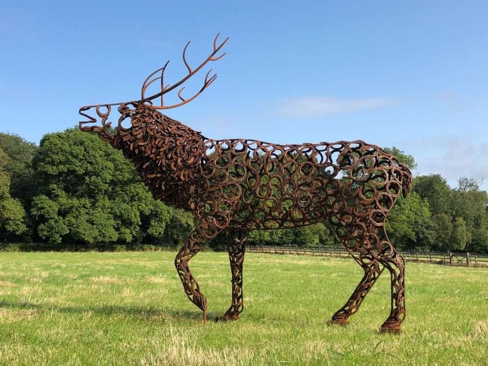 Brass Bellowing Stag